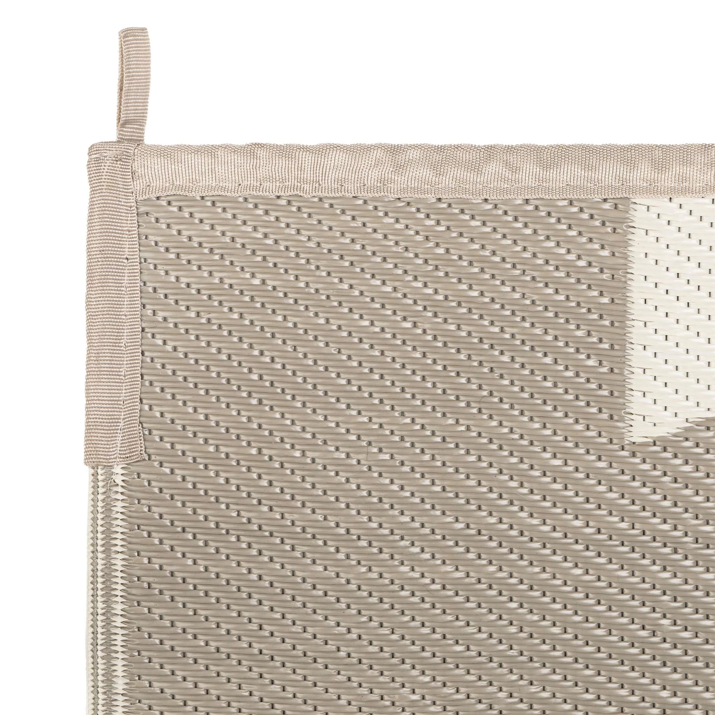 Safarica Safarimat tenttapijt 270 x 400 indian beige Safarica Safarimat Tenttapijt 270 X 400 Indian Beige -dewitschijndel winkel 139731 180 03 scaled